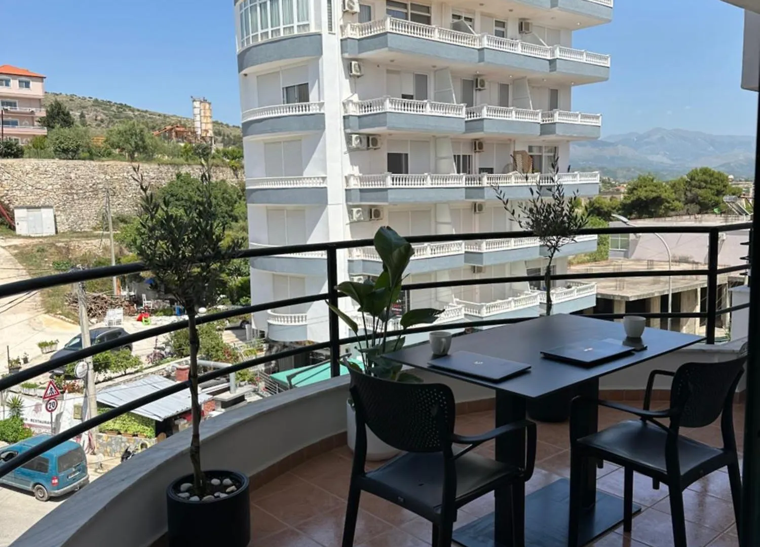 סרנדה New Apartment Riverside 0*,
